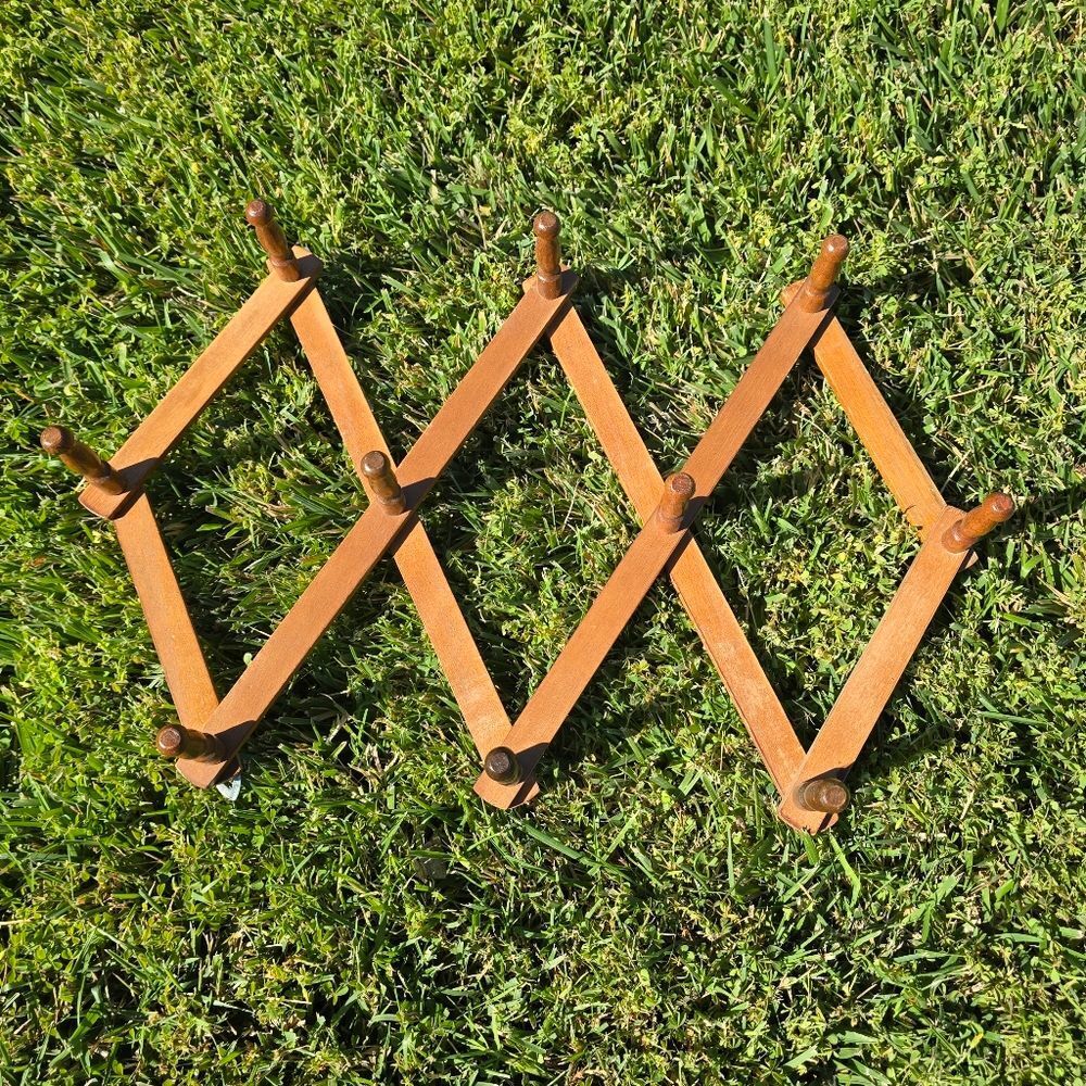 Vintage 10 Peg Accordion Wooden Wall‎ Rack Coat Rack